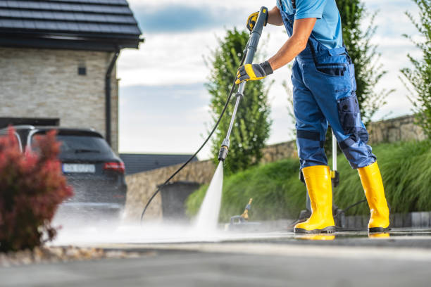 Best Deck Pressure Washing  in Shoreline, WA